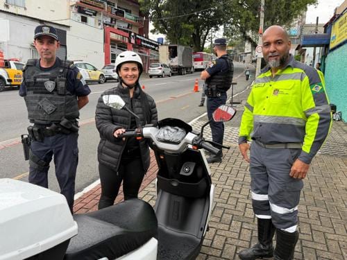 Fiscalização de autopropelidos aborda 30 condutores na avenida São José