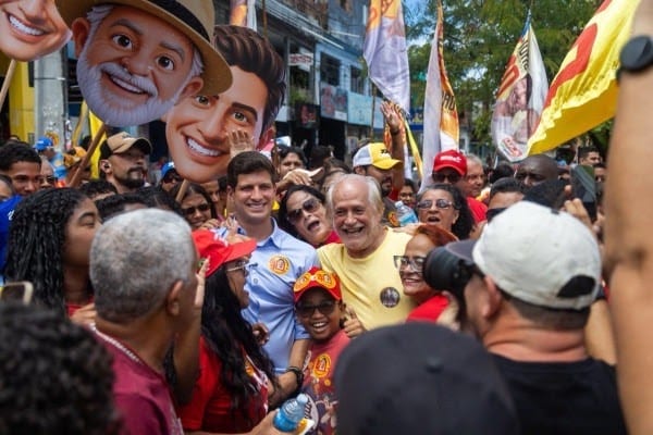 João Campos anuncia 'Nome Limpo Pernambuco' e 13.º do Bolsa Família