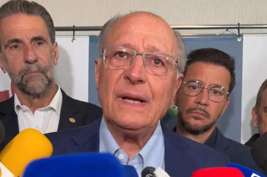 Alckmin diz em Curitiba que Lula respeitará governo de Moro se reeleito