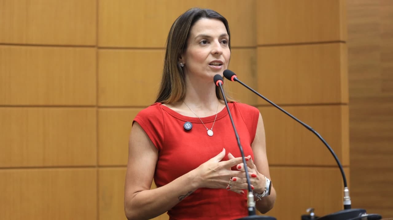 Lidiane Lucena defende respeito às diferenças políticas