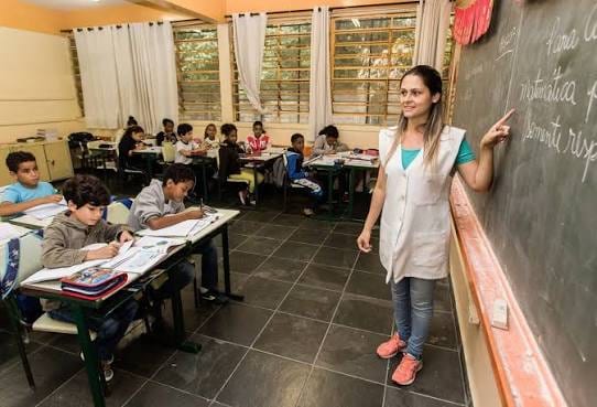 SP vai criar 100 mil vagas em escolas de tempo integral