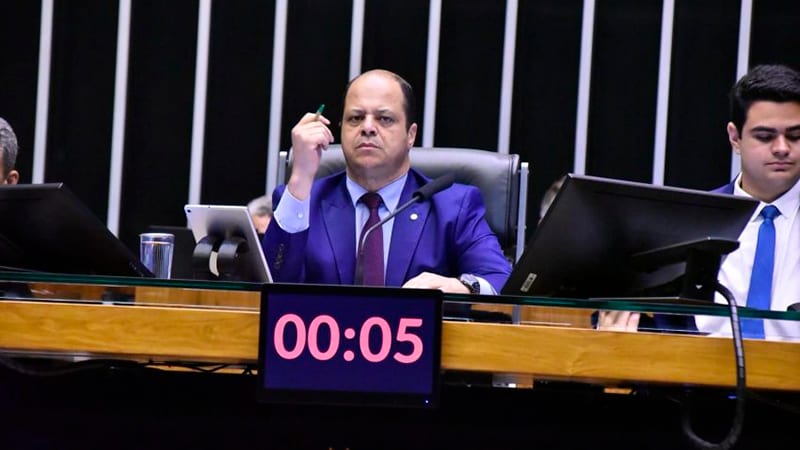 Ribamar Silva propõe piso de R$ 5.700 e jornada de 30 horas para fonoaudiólogos