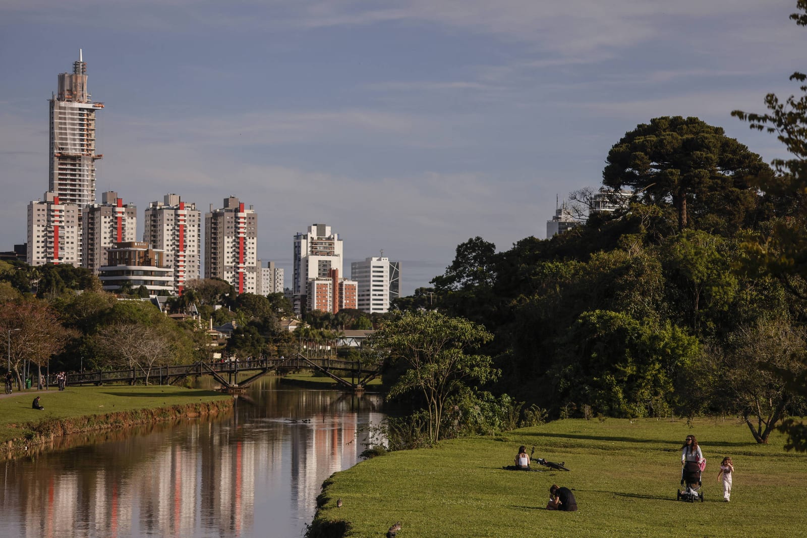 Paraná, Ceará e São Paulo lideram Ranking de Eficiência dos Estados