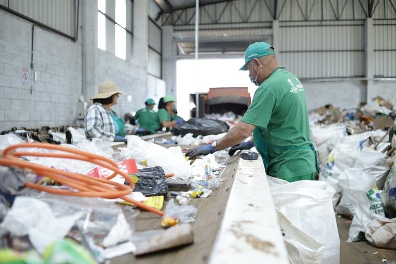Cascavel abre licitação para reforçar atendimento às cooperativas de catadores