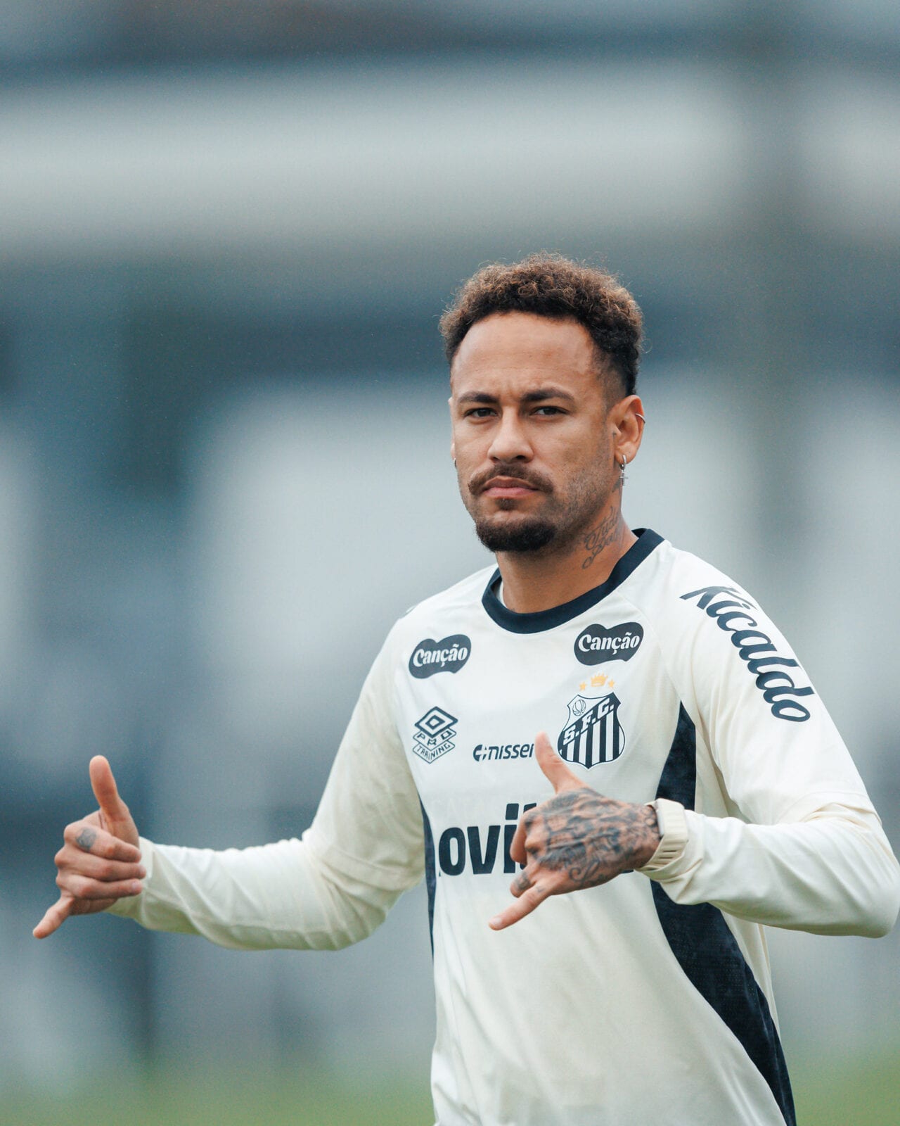 Neymar fica em 2027? Alexandre Mattos diz que depende de uma condição