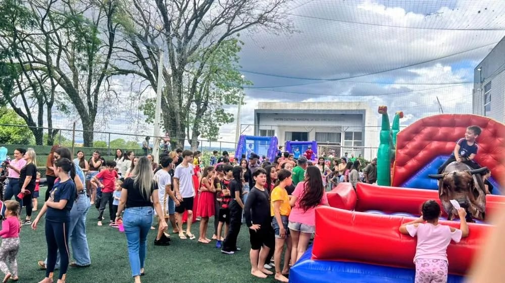 São José das Missões promove tarde recreativa para as crianças e homenageia professores da rede municipal