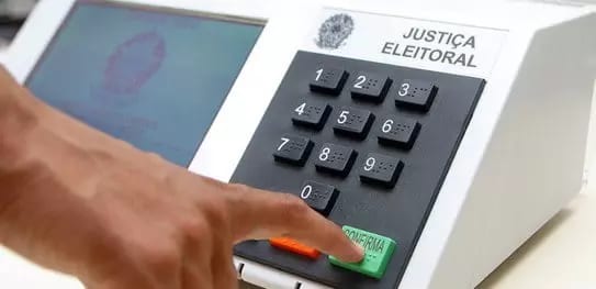 Eleitores vão às urnas hoje para escolher o presidente do país
