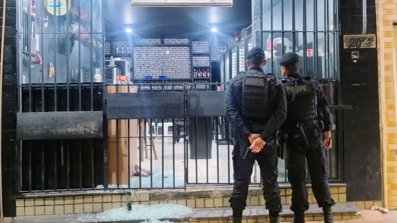 VÍDEO: PM e BOPE concluem detonação de granada em adega de Fabriciano