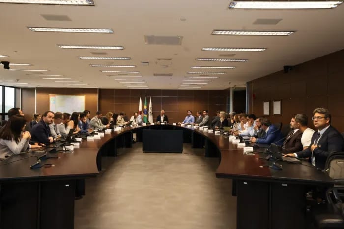 Governo de Minas realiza primeira reunião com equipe de transição do governo eleito, com foco nas políticas públicas de