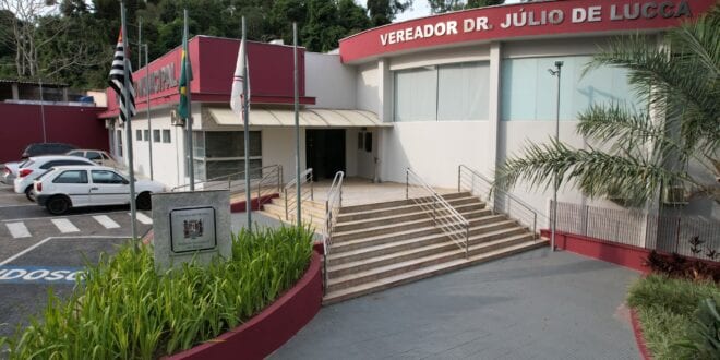 CPI ouve familiares em sessão privada sobre mortes na Santa Casa de São Roque