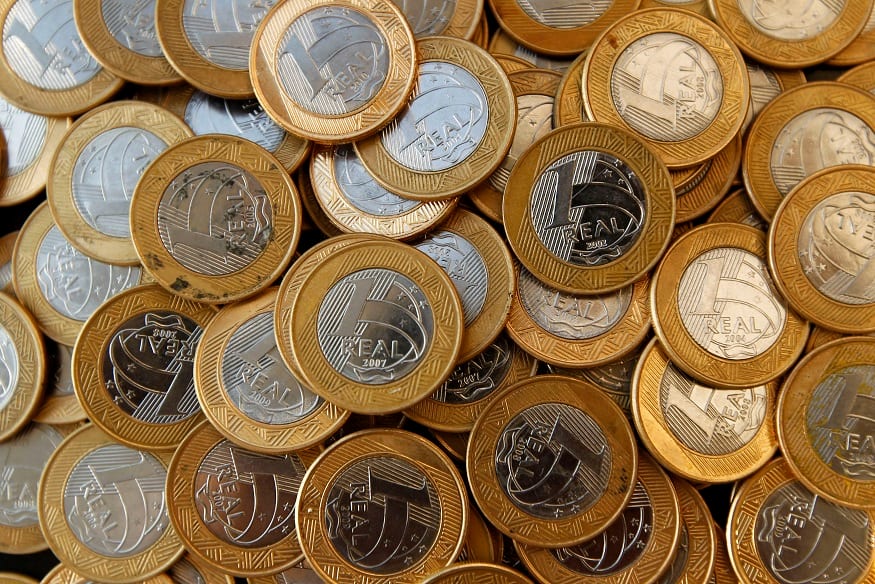Taxas dos DIs viram para o positivo com mercado ainda sensível à reeleição de Lula
