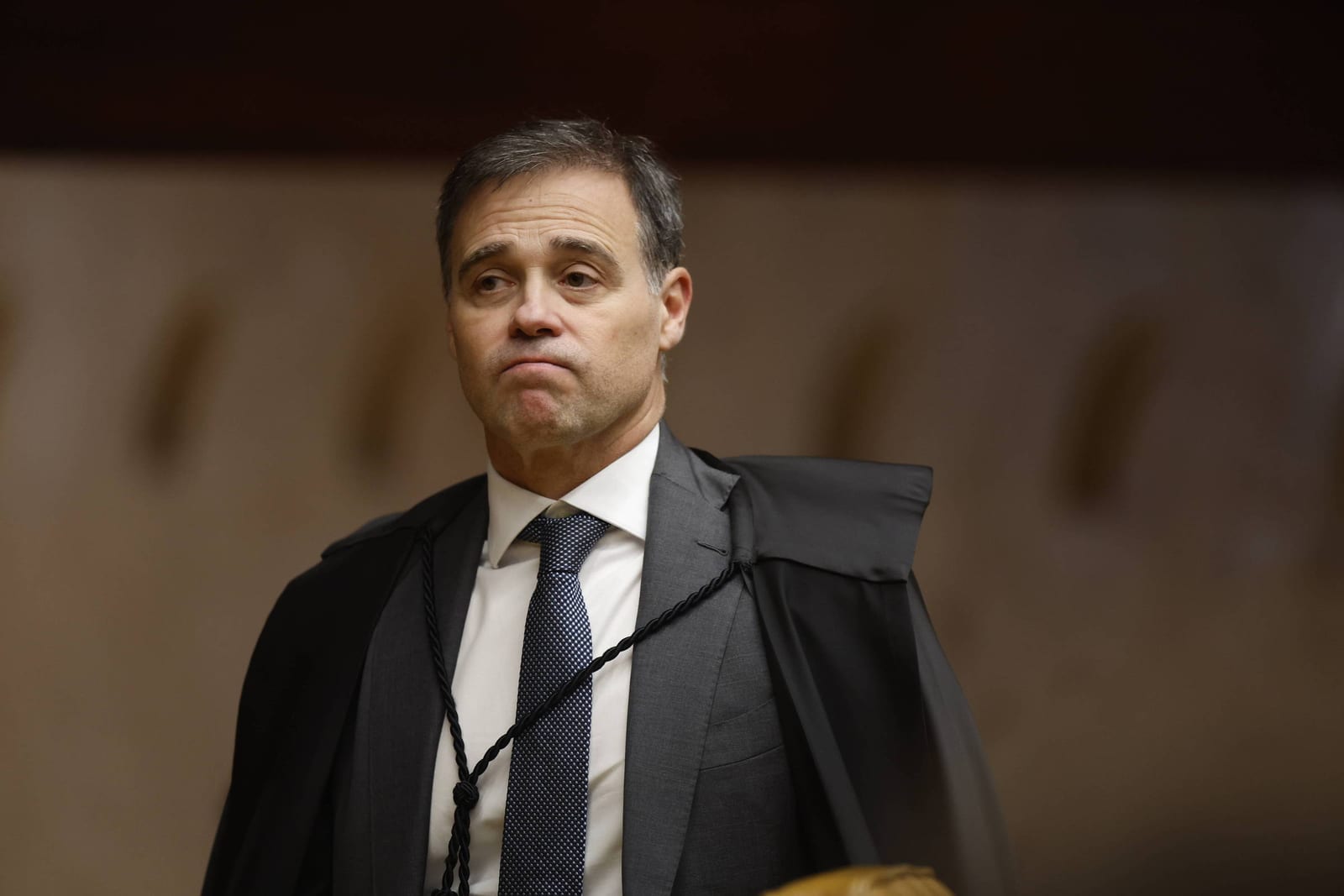 Mendonça afasta diretor da PF e faz aceno a Cármen Lúcia