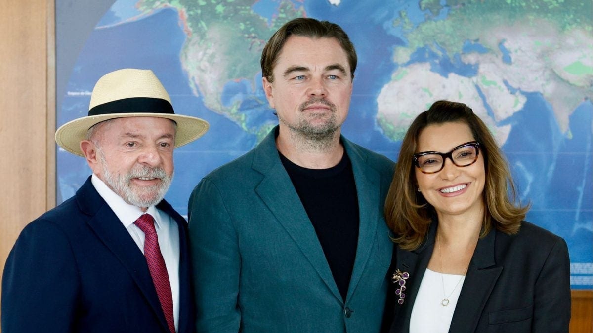 Janja presenteia Leonardo DiCaprio com foto do Cacique Raoni