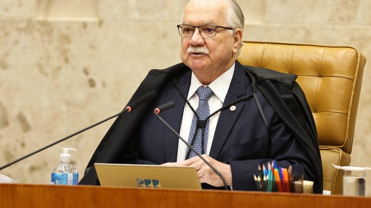 Fachin manda PGR se manifestar sobre afastamento de diretor da PF