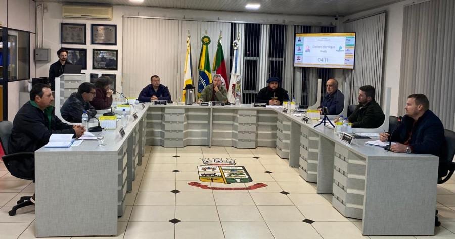 Câmara de Catuípe aprova políticas de fibromialgia e reconhecimento da aviação agrícola