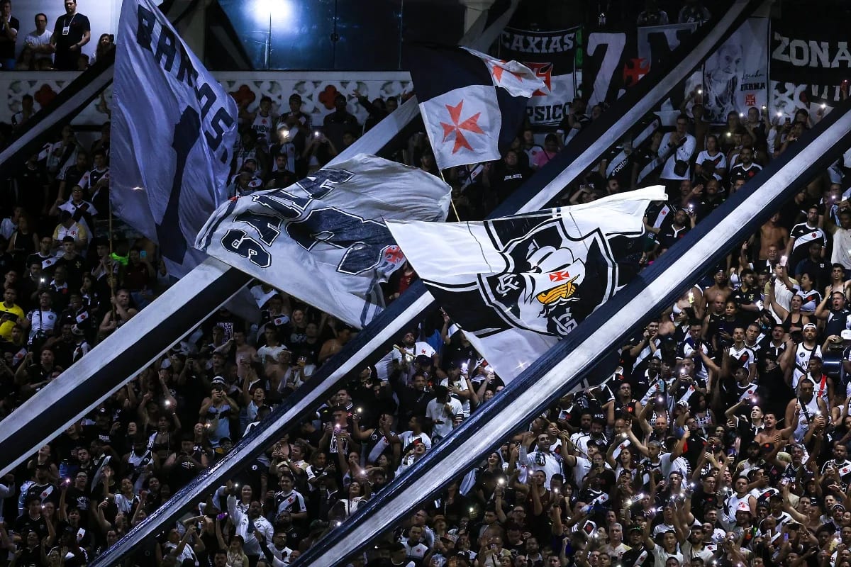Torcida do Vasco esgota ingressos para semifinal contra o Boca Juniors