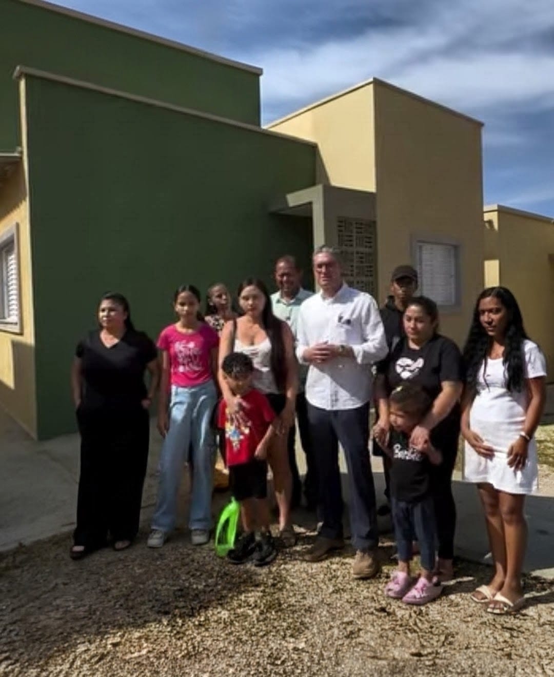Dr. Lucas entrega cinco casas a custo zero no Jardim 5/6