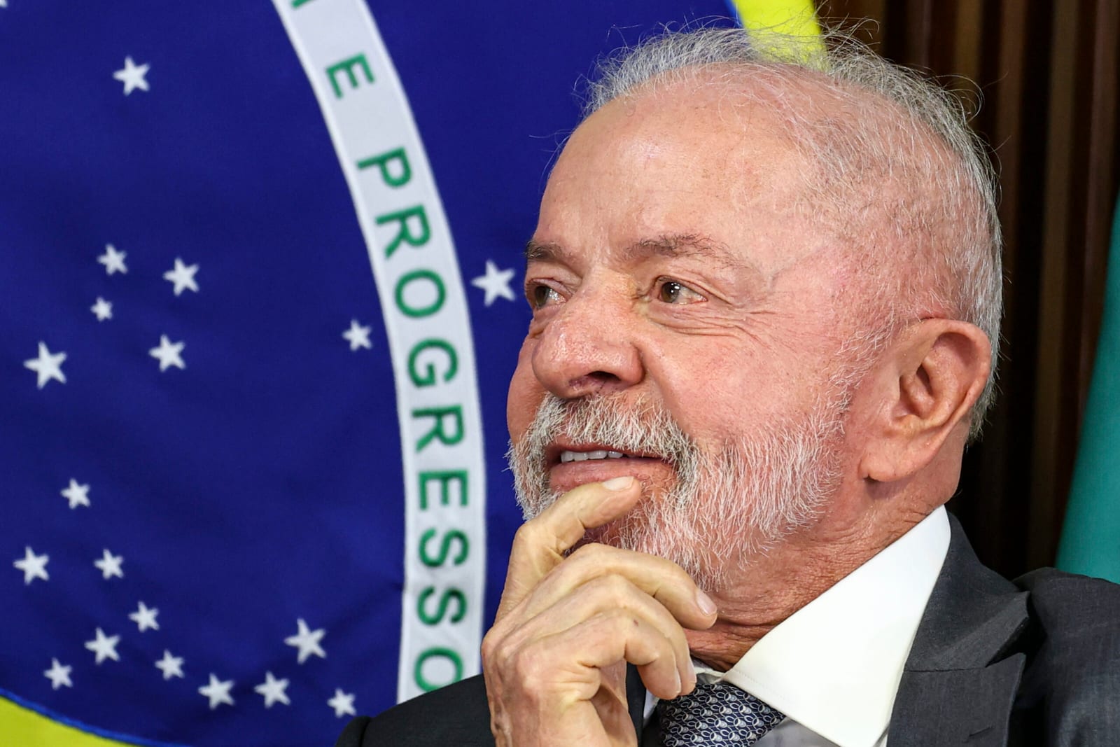 Lula recebeu a chanceler das Filipinas para ampliar comércio, defesa e semicondutores