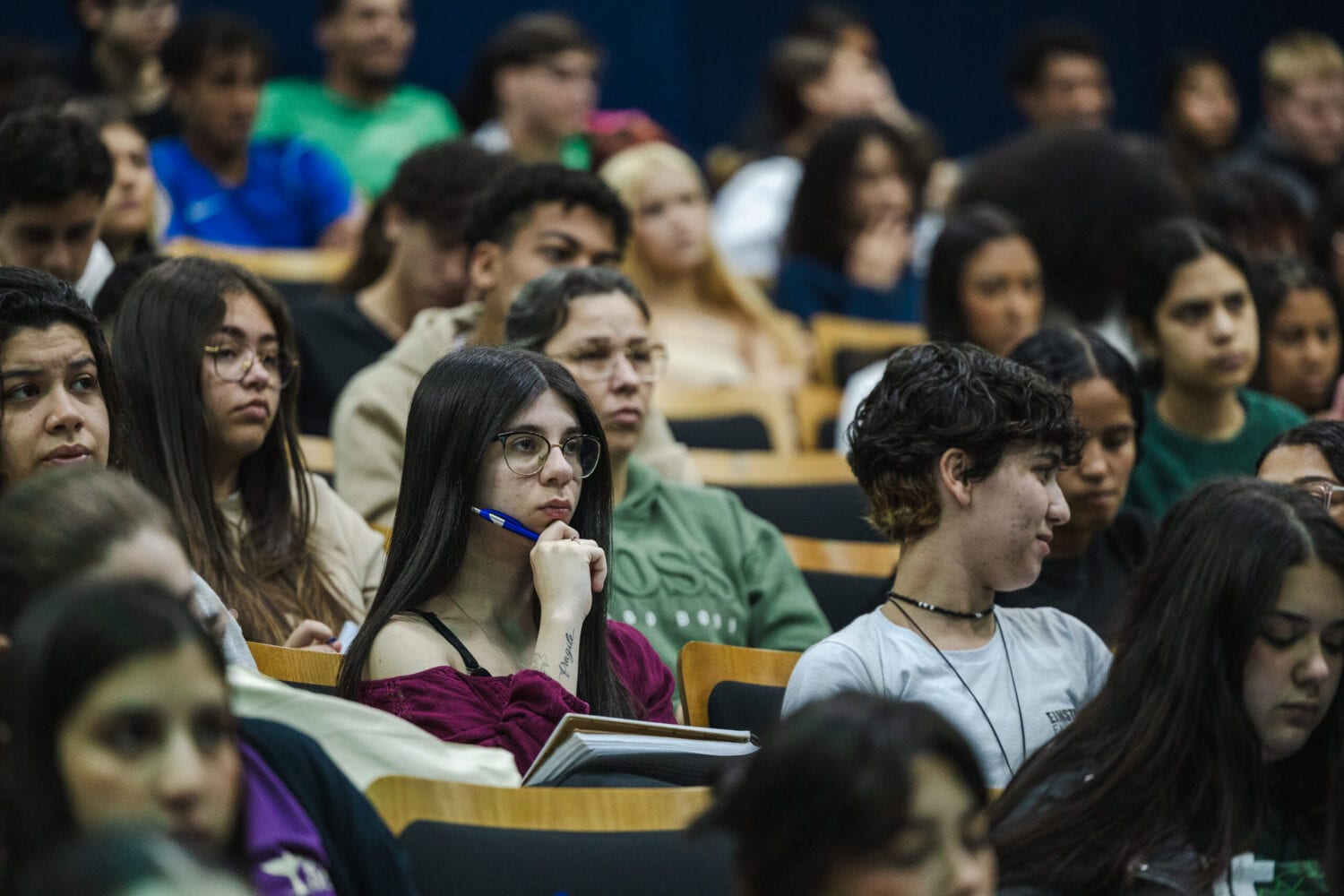 Governo de SC convoca 11 mil estudantes para aulões do Enem 2026