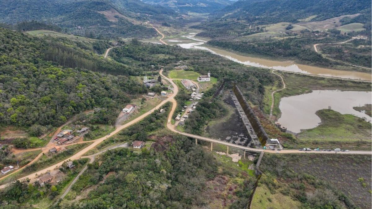 Comunidade Laklãnõ/Xokleng na barragem de José Boiteux espera casas prometidas