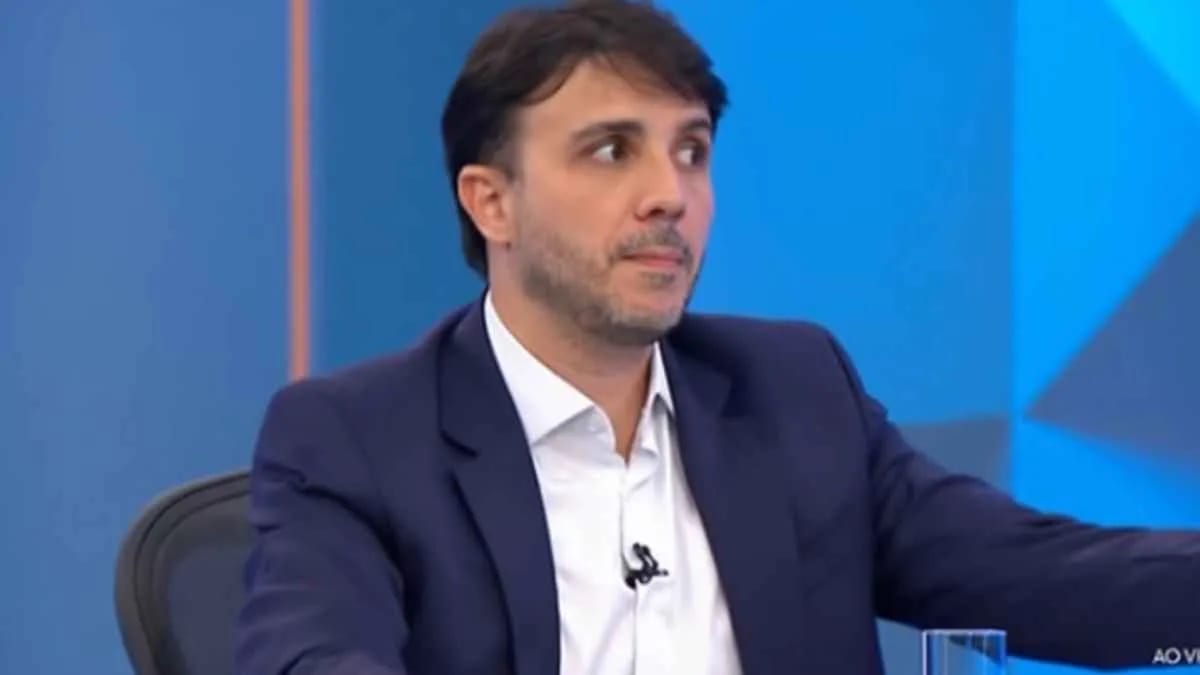 Renan Santos diz que não reconhecerá decisões de Moraes e Toffoli