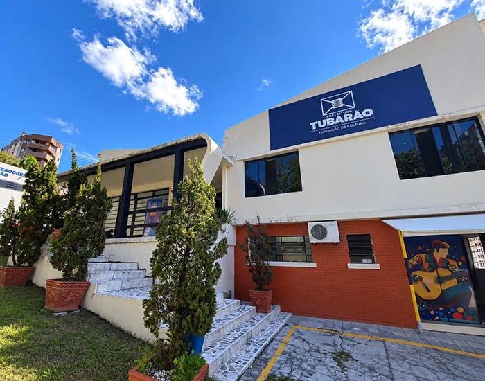Tubarão transforma três fundações em secretarias e economiza R$ 1,2 milhão/ano