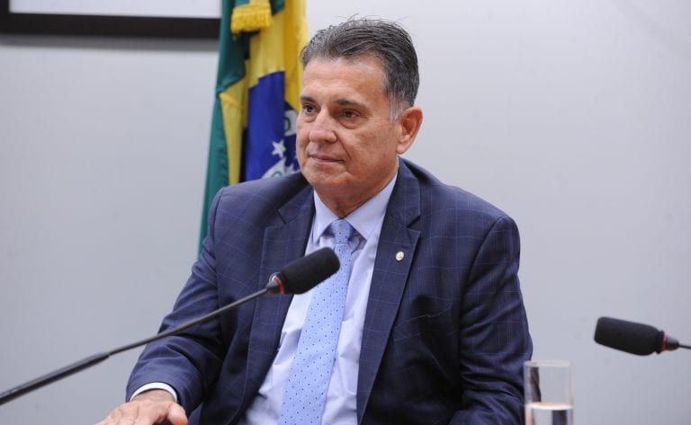 Câmara aprova regras para uso supervisionado de IA na segurança pública