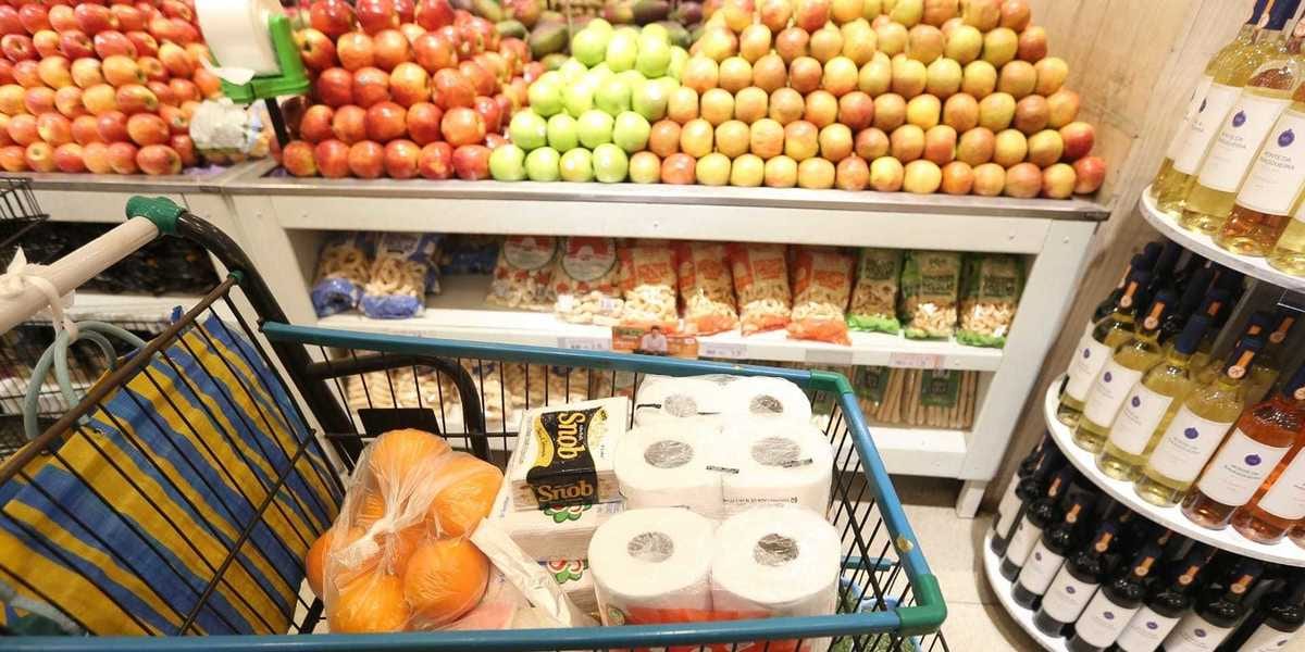 Proibição de bets faz consumo em supermercados crescer até 6,5% no país, diz Abras