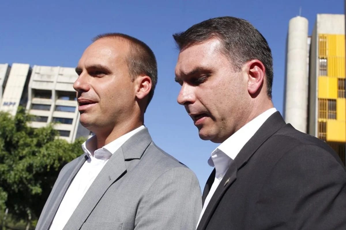 Após chegar aos EUA, Flávio encontra o irmão Eduardo na Flórida
