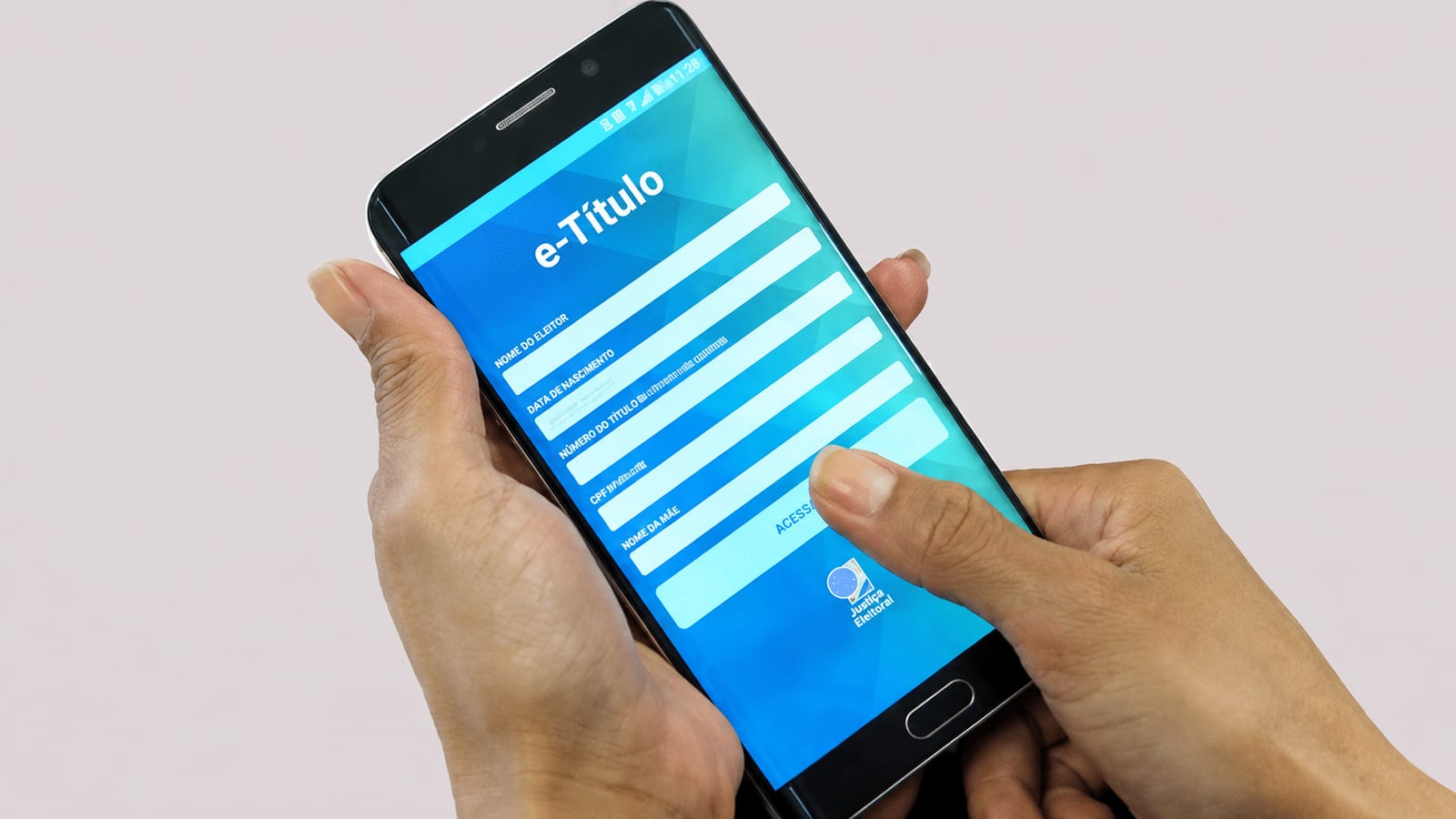 Mais de 1 milhão de eleitores já justificaram ausência no 2º turno via e-Título, informa TSE