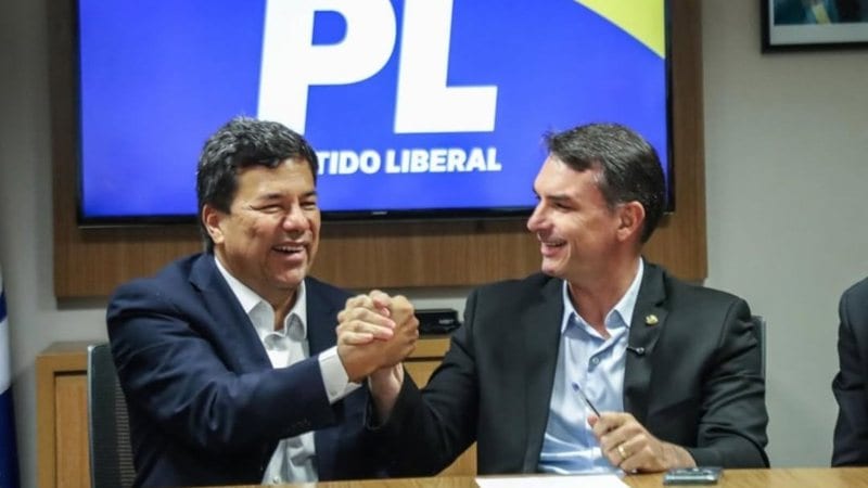 Flávio Bolsonaro fará só evento no Recife na quarta (16)