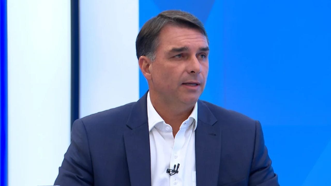 Senadores do PL não sabiam da carta, mas defendem Flávio