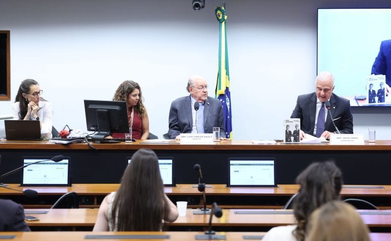 Comissão da Câmara aprova proposta de criação de Agência Antimáfia