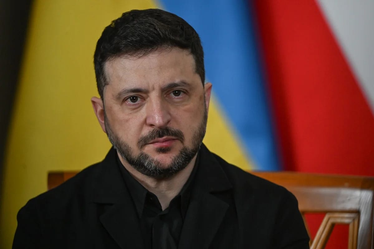 Zelensky diz que só vai parar ataques a refinarias se Rússia fizer o mesmo