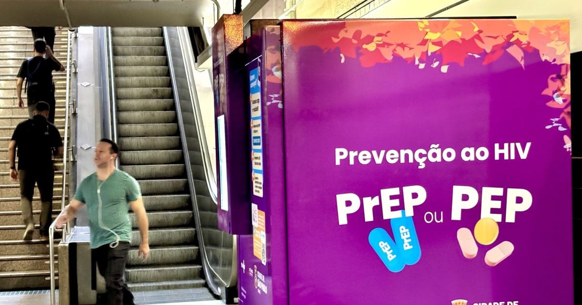Metrô de SP instala sexta máquina de medicamentos contra o HIV na estação Brigadeiro