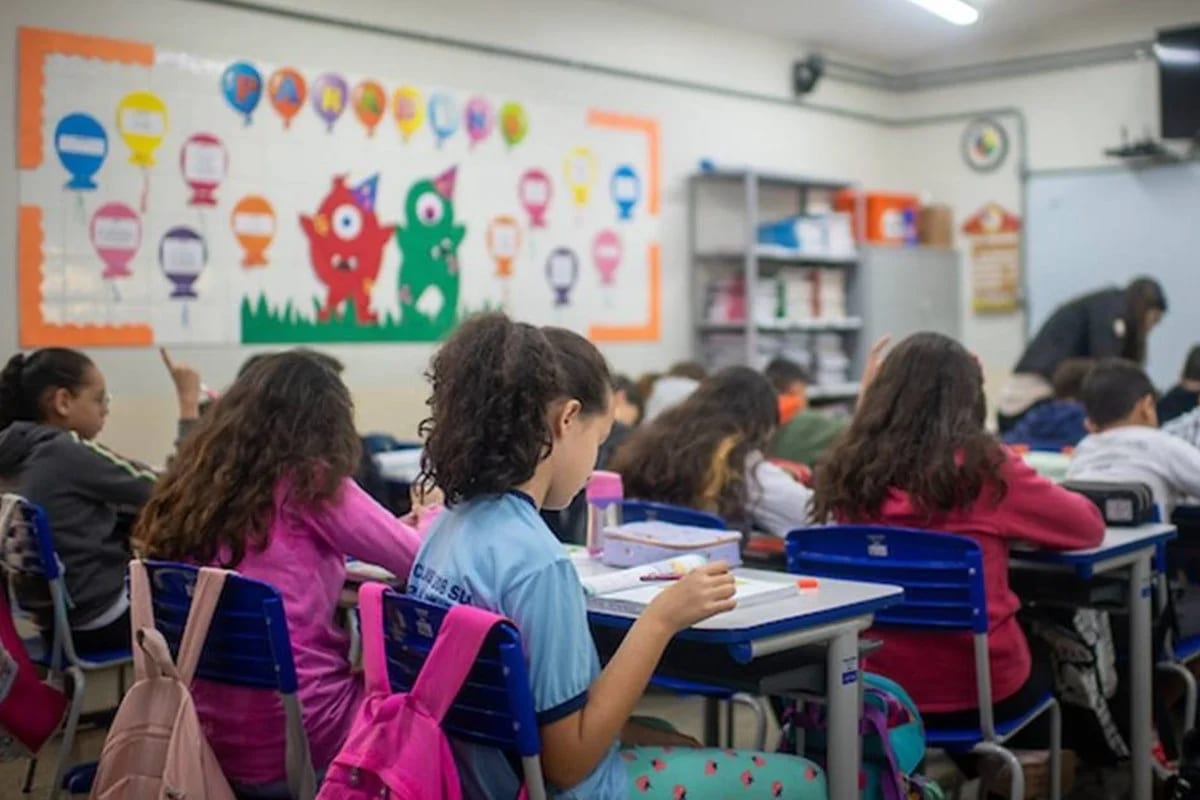 GDF suspende aulas nas sextas antes dos dois turnos das Eleições