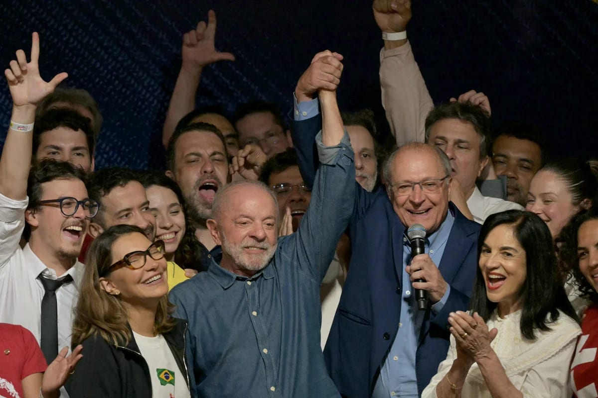 A matemática da virada: de onde vieram os votos que garantiram vitória de Lula sobre Flávio