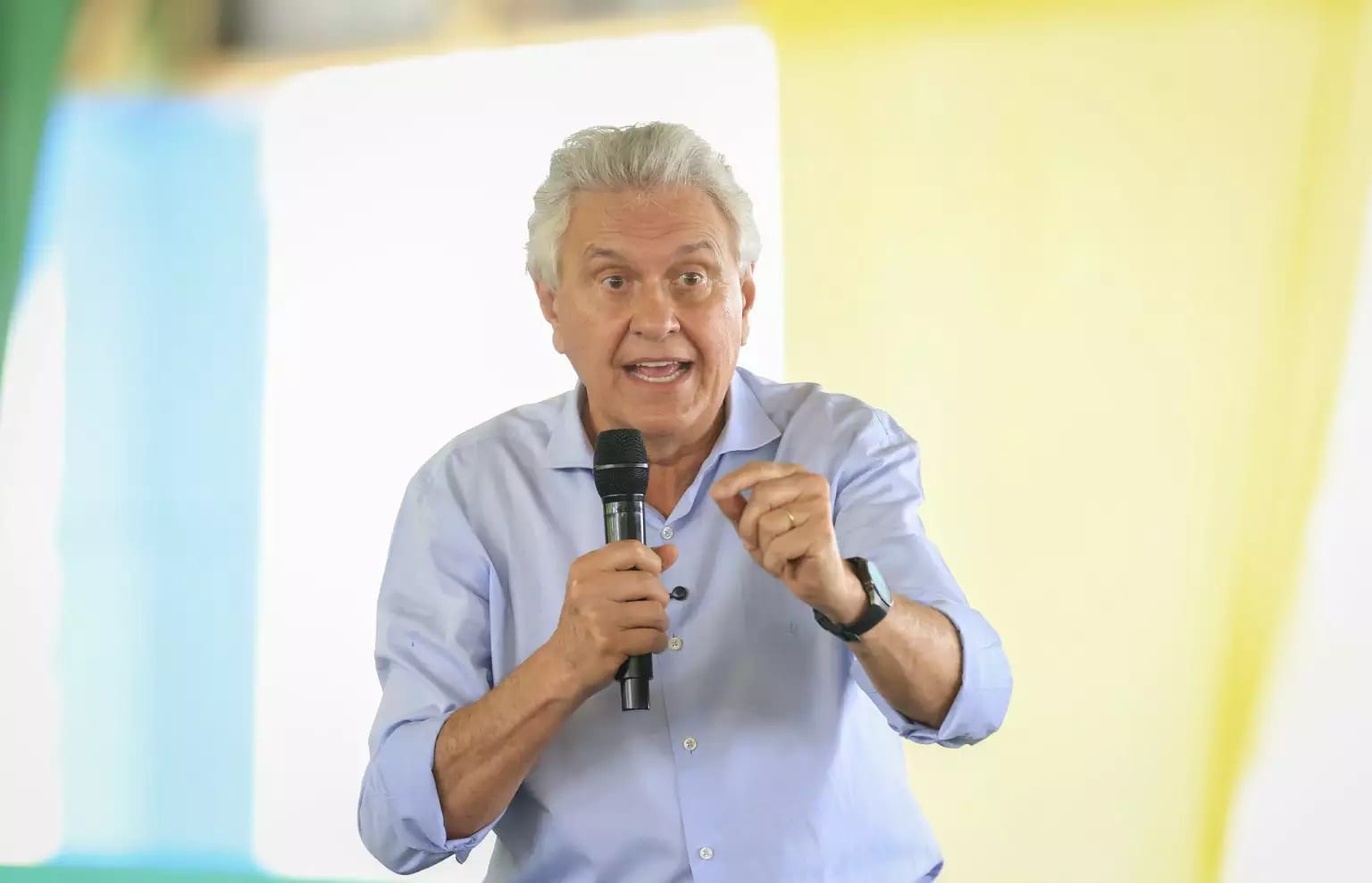 Caiado culpa alta dos juros à 'irresponsabilidade' do governo