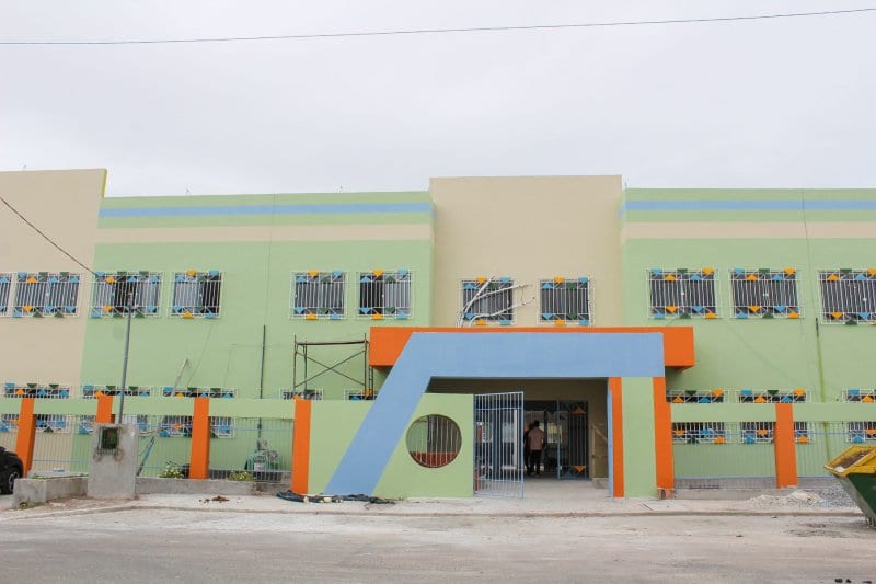 Aracaju prepara entrega de três escolas com obras acima de 90%