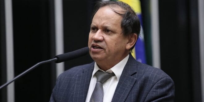 Eli Borges lança coleta nacional de assinaturas pelo impeachment de Alexandre de Moraes