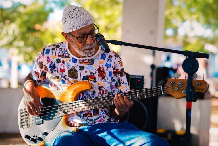 Show-aula de música brasileira leva apresentações gratuitas a Goiás