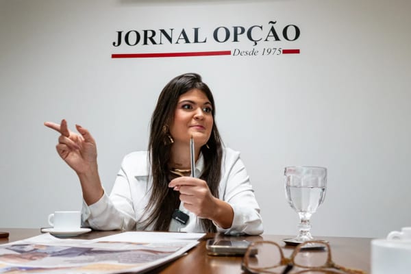 Aava Santiago recebeu R$ 110 mil de duas doadoras ligadas a famílias de banqueiros