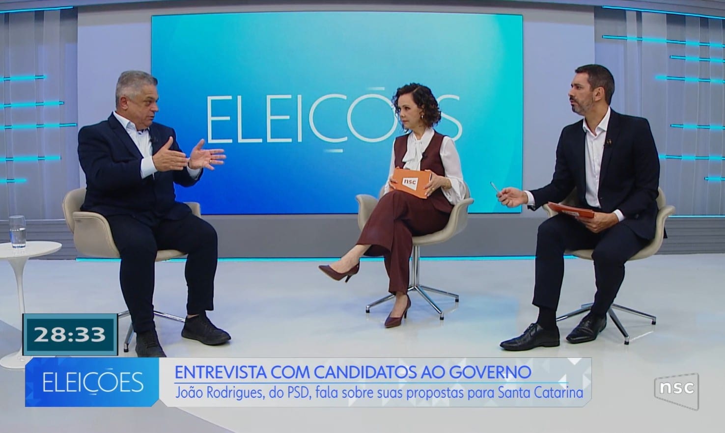 João Rodrigues defende tornozeleira para agressores e privatizar a Casan