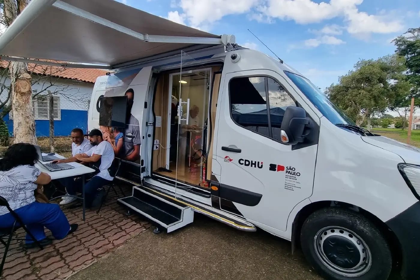 Carreta da CDHU Móvel atende mutuários em Carapicuíba de 21 a 29 de outubro