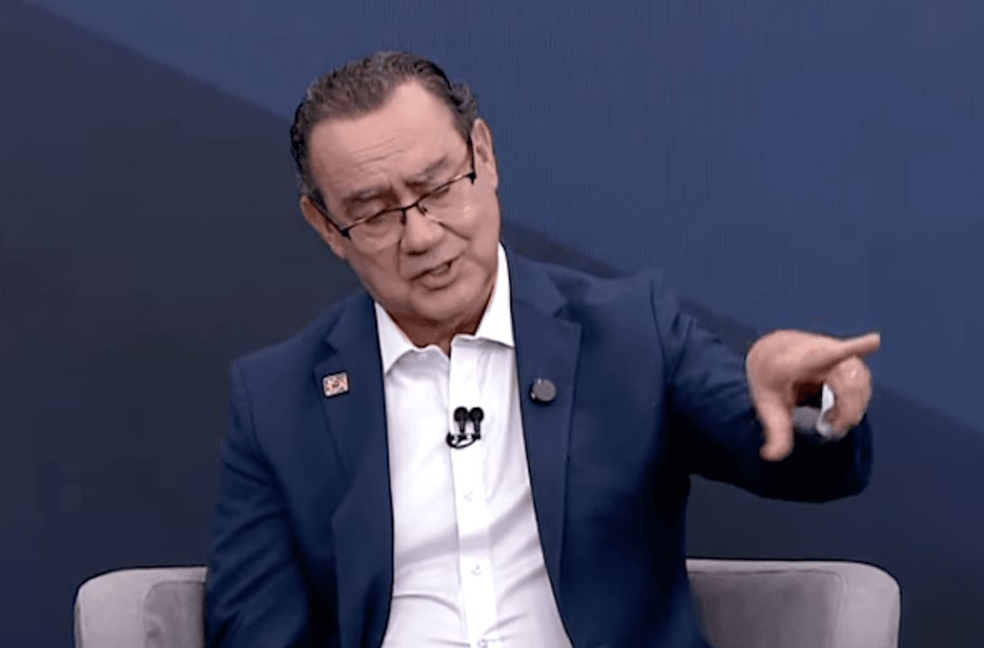 Cury diz que não demitirá servidores e que avaliará cortar cargos de confiança