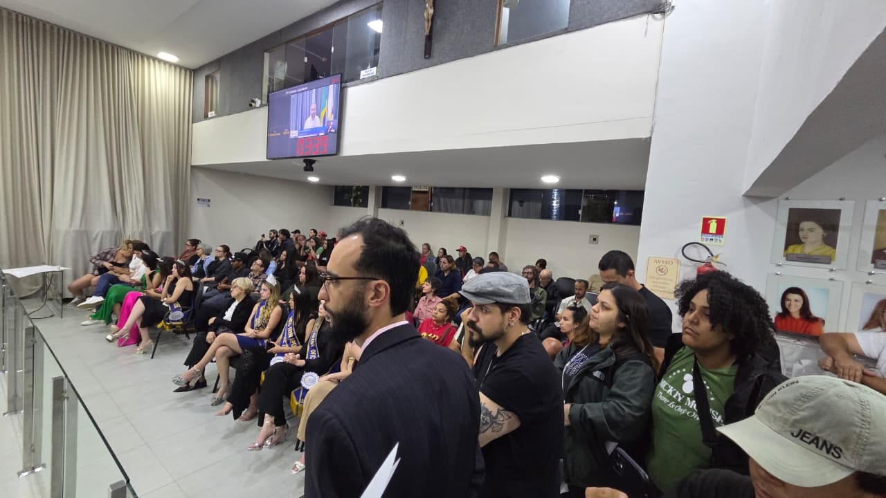 Prisões após comemoração de eleição geram debate na Câmara de Apucarana