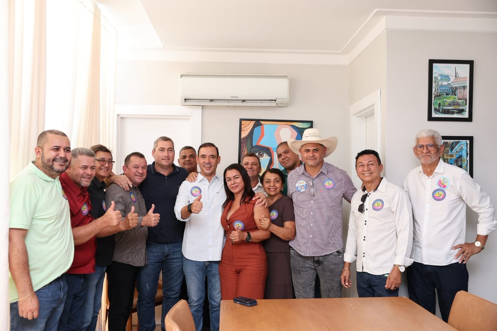 Vice-prefeito de Caseara declara apoio a Vicentinho ao lado de vereadores