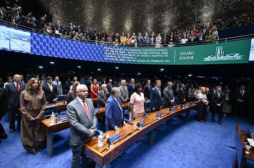 Congresso promulga PEC que põe fim à escala 6×1 e reduz jornada de trabalho