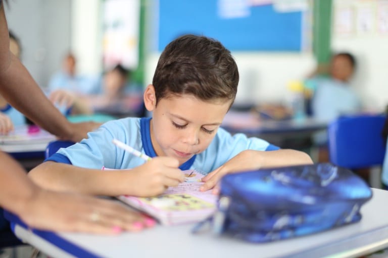 MEC lança Brasil Aprende+ para usar Ideb 2025 na recomposição das aprendizagens