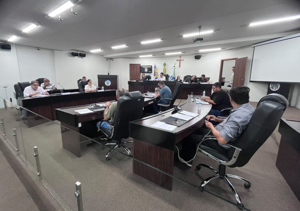 Câmara de Umuarama aprova concessão de transporte de até 10 anos
